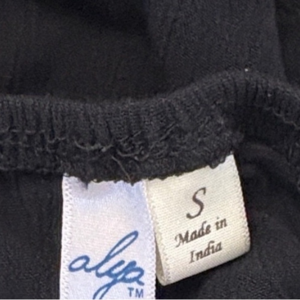 Alya Black Off-Shoulder Embroidered Blouse - Picture 4 of 4